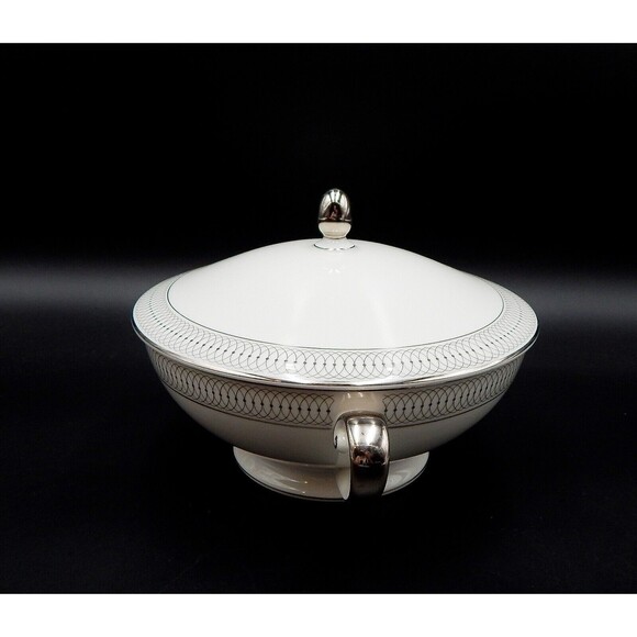 Tirschenreuth Bavaria The Elgin #2270 Lidded Covered Serving Casserole 8 In - Picture 4 of 12